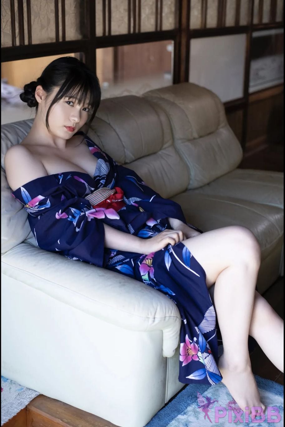 Japanese Idol Mizuki Hoshina FRIDAY digital photo book Take off your yukata PixiBB (33)